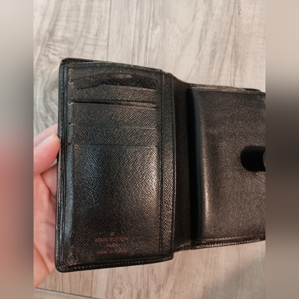 Louis Vuitton LV Epi Porte-Monnaie Viennois Bifold Wallet Noir Men - Picture 10 of 16
